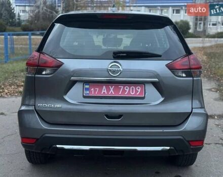 Серый Ниссан Rogue, объемом двигателя 2.49 л и пробегом 256 тыс. км за 15000 $, фото 13 на Automoto.ua