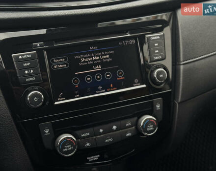 Сірий Ніссан Rogue, об'ємом двигуна 2.5 л та пробігом 115 тис. км за 16900 $, фото 30 на Automoto.ua