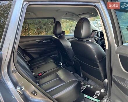 Серый Ниссан Rogue, объемом двигателя 2.49 л и пробегом 109 тыс. км за 18900 $, фото 15 на Automoto.ua