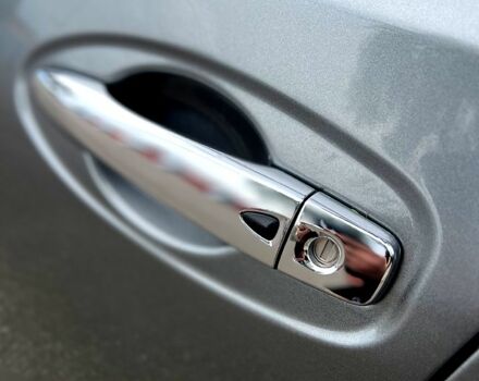 Сірий Ніссан Rogue, об'ємом двигуна 2.5 л та пробігом 115 тис. км за 15700 $, фото 8 на Automoto.ua