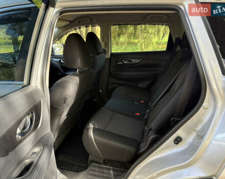 Серый Ниссан Rogue, объемом двигателя 2.49 л и пробегом 148 тыс. км за 14900 $, фото 31 на Automoto.ua