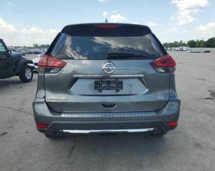 Серый Ниссан Rogue, объемом двигателя 2.5 л и пробегом 64 тыс. км за 3000 $, фото 4 на Automoto.ua