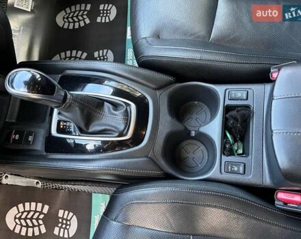 Серый Ниссан Rogue, объемом двигателя 2.49 л и пробегом 109 тыс. км за 18900 $, фото 10 на Automoto.ua