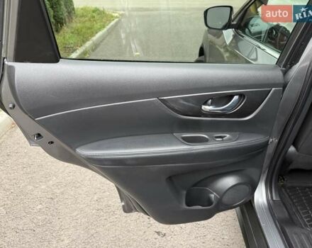 Серый Ниссан Rogue, объемом двигателя 2.49 л и пробегом 146 тыс. км за 14200 $, фото 26 на Automoto.ua