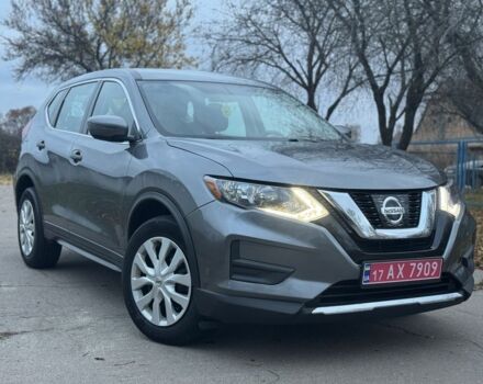 Серый Ниссан Rogue, объемом двигателя 2.5 л и пробегом 122 тыс. км за 14250 $, фото 4 на Automoto.ua