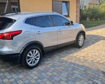 Серый Ниссан Rogue, объемом двигателя 2 л и пробегом 75 тыс. км за 15850 $, фото 2 на Automoto.ua