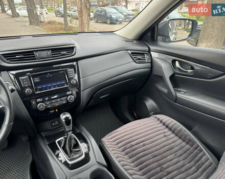 Серый Ниссан Rogue, объемом двигателя 2.49 л и пробегом 85 тыс. км за 15999 $, фото 21 на Automoto.ua