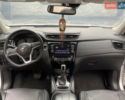 Сірий Ніссан Rogue, об'ємом двигуна 2.49 л та пробігом 105 тис. км за 18200 $, фото 12 на Automoto.ua