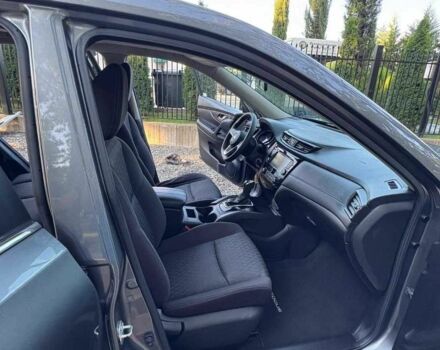 Серый Ниссан Rogue, объемом двигателя 2.5 л и пробегом 110 тыс. км за 9800 $, фото 4 на Automoto.ua