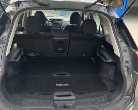 Серый Ниссан Rogue, объемом двигателя 2.49 л и пробегом 50 тыс. км за 16000 $, фото 7 на Automoto.ua