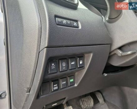 Сірий Ніссан Rogue, об'ємом двигуна 2.49 л та пробігом 68 тис. км за 16600 $, фото 14 на Automoto.ua