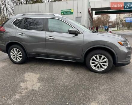 Серый Ниссан Rogue, объемом двигателя 2.49 л и пробегом 128 тыс. км за 14950 $, фото 6 на Automoto.ua