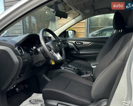 Ниссан Rogue 2019 в Львове на Automoto.ua Серый Ниссан Rogue, объемом двигателя 2 л и пробегом 75 тыс. км за 15200 $, фото 33 на Automoto.ua