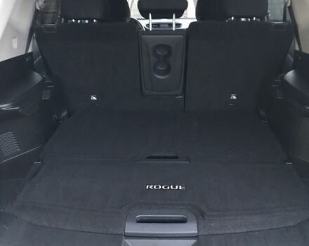 Серый Ниссан Rogue, объемом двигателя 2.5 л и пробегом 42 тыс. км за 16500 $, фото 11 на Automoto.ua