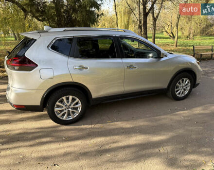 Серый Ниссан Rogue, объемом двигателя 2.49 л и пробегом 148 тыс. км за 14900 $, фото 8 на Automoto.ua