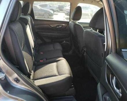 Серый Ниссан Rogue, объемом двигателя 2.5 л и пробегом 61 тыс. км за 3000 $, фото 9 на Automoto.ua