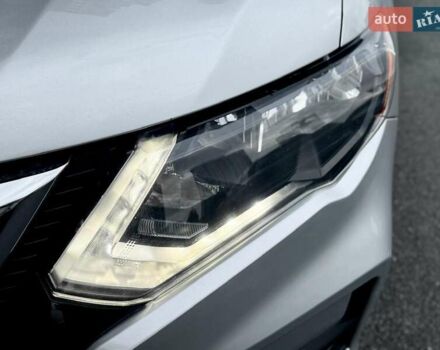 Сірий Ніссан Rogue, об'ємом двигуна 2.49 л та пробігом 117 тис. км за 14777 $, фото 16 на Automoto.ua