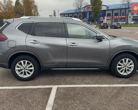 Серый Ниссан Rogue, объемом двигателя 2.49 л и пробегом 151 тыс. км за 15500 $, фото 5 на Automoto.ua