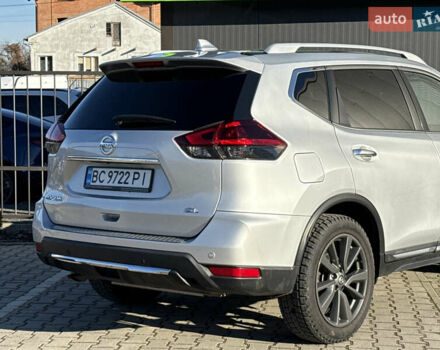 Серый Ниссан Rogue, объемом двигателя 2.49 л и пробегом 180 тыс. км за 15500 $, фото 8 на Automoto.ua