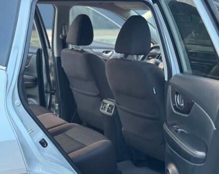 Серый Ниссан Rogue, объемом двигателя 2.5 л и пробегом 167 тыс. км за 14200 $, фото 17 на Automoto.ua