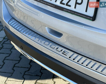 Серый Ниссан Rogue, объемом двигателя 2.49 л и пробегом 180 тыс. км за 15500 $, фото 11 на Automoto.ua