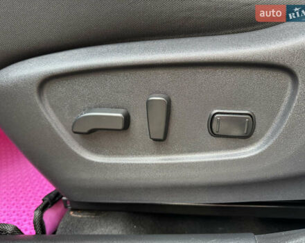 Сірий Ніссан Rogue, об'ємом двигуна 2.49 л та пробігом 61 тис. км за 17000 $, фото 22 на Automoto.ua