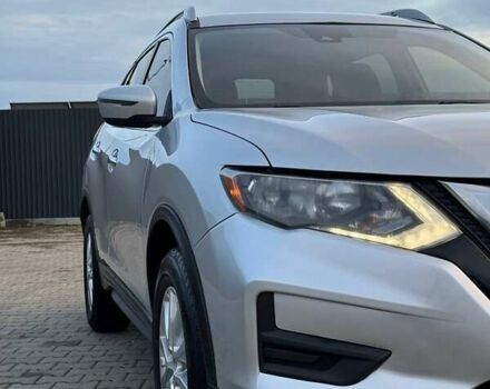 Серый Ниссан Rogue, объемом двигателя 2.5 л и пробегом 167 тыс. км за 14200 $, фото 1 на Automoto.ua