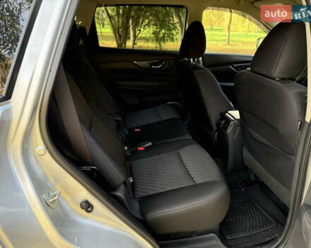 Серый Ниссан Rogue, объемом двигателя 2.49 л и пробегом 148 тыс. км за 14900 $, фото 40 на Automoto.ua