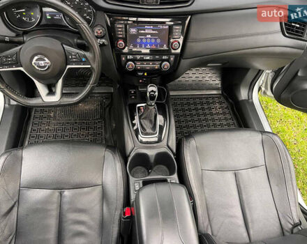 Серый Ниссан Rogue, объемом двигателя 2.49 л и пробегом 138 тыс. км за 16499 $, фото 34 на Automoto.ua