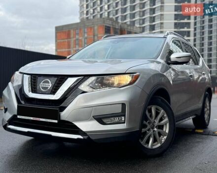 Сірий Ніссан Rogue, об'ємом двигуна 2.49 л та пробігом 117 тис. км за 14777 $, фото 1 на Automoto.ua