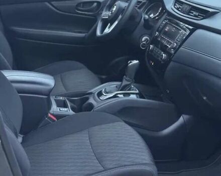 Серый Ниссан Rogue, объемом двигателя 2.49 л и пробегом 256 тыс. км за 15000 $, фото 23 на Automoto.ua