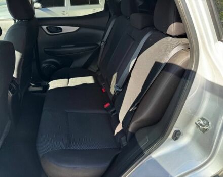 Серый Ниссан Rogue, объемом двигателя 2 л и пробегом 110 тыс. км за 14500 $, фото 14 на Automoto.ua