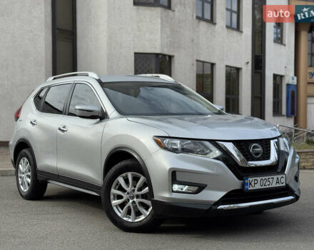 Ниссан Rogue 2019 в Запорожье на Automoto.ua Серый Ниссан Rogue, объемом двигателя 2.49 л и пробегом 115 тыс. км за 15799 $, фото 4 на Automoto.ua