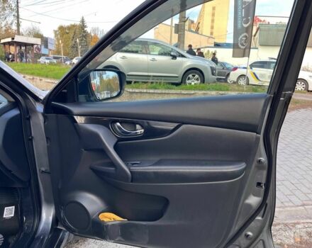 Серый Ниссан Rogue, объемом двигателя 2.5 л и пробегом 109 тыс. км за 18900 $, фото 10 на Automoto.ua