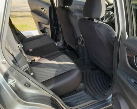 Сірий Ніссан Rogue, об'ємом двигуна 2.5 л та пробігом 99 тис. км за 18500 $, фото 4 на Automoto.ua