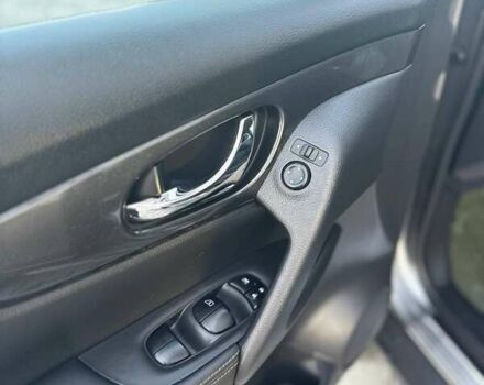 Серый Ниссан Rogue, объемом двигателя 2.49 л и пробегом 89 тыс. км за 15500 $, фото 21 на Automoto.ua