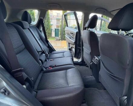 Серый Ниссан Rogue, объемом двигателя 2.5 л и пробегом 110 тыс. км за 9800 $, фото 8 на Automoto.ua