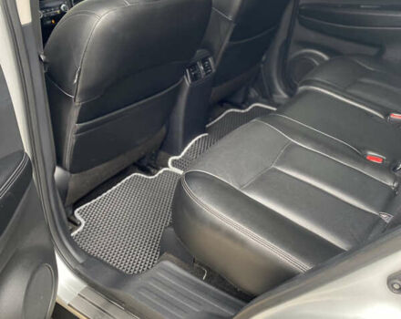 Серый Ниссан Rogue, объемом двигателя 2.5 л и пробегом 170 тыс. км за 14999 $, фото 10 на Automoto.ua