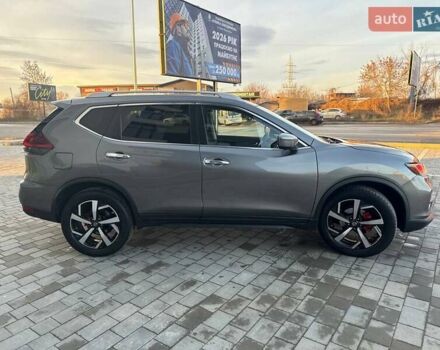 Серый Ниссан Rogue, объемом двигателя 2.49 л и пробегом 89 тыс. км за 15500 $, фото 5 на Automoto.ua