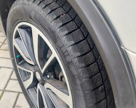 Серый Ниссан Rogue, объемом двигателя 2.49 л и пробегом 134 тыс. км за 15600 $, фото 5 на Automoto.ua