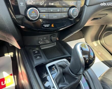 Сірий Ніссан Rogue, об'ємом двигуна 2.5 л та пробігом 78 тис. км за 18690 $, фото 32 на Automoto.ua