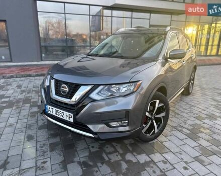 Серый Ниссан Rogue, объемом двигателя 2.49 л и пробегом 89 тыс. км за 15500 $, фото 1 на Automoto.ua