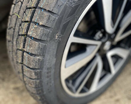 Серый Ниссан Rogue, объемом двигателя 2.5 л и пробегом 170 тыс. км за 14999 $, фото 6 на Automoto.ua