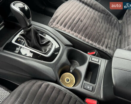 Серый Ниссан Rogue, объемом двигателя 2.49 л и пробегом 85 тыс. км за 15999 $, фото 18 на Automoto.ua