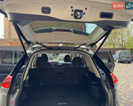 Сірий Ніссан Rogue, об'ємом двигуна 2.49 л та пробігом 61 тис. км за 17000 $, фото 37 на Automoto.ua