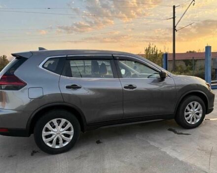 Серый Ниссан Rogue, объемом двигателя 2.5 л и пробегом 110 тыс. км за 9800 $, фото 2 на Automoto.ua