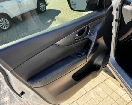 Серый Ниссан Rogue, объемом двигателя 2 л и пробегом 110 тыс. км за 14500 $, фото 6 на Automoto.ua