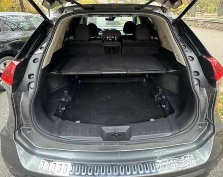 Сірий Ніссан Rogue, об'ємом двигуна 2.5 л та пробігом 141 тис. км за 12300 $, фото 10 на Automoto.ua