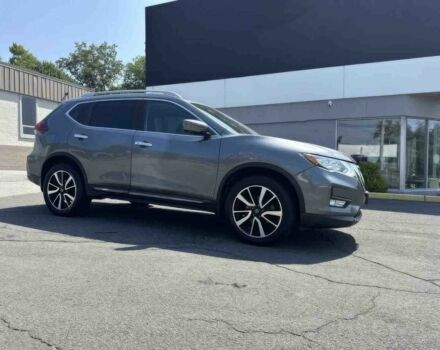 Серый Ниссан Rogue, объемом двигателя 2.5 л и пробегом 49 тыс. км за 12500 $, фото 2 на Automoto.ua