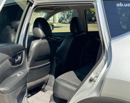 Сірий Ніссан Rogue, об'ємом двигуна 2.5 л та пробігом 78 тис. км за 18690 $, фото 16 на Automoto.ua